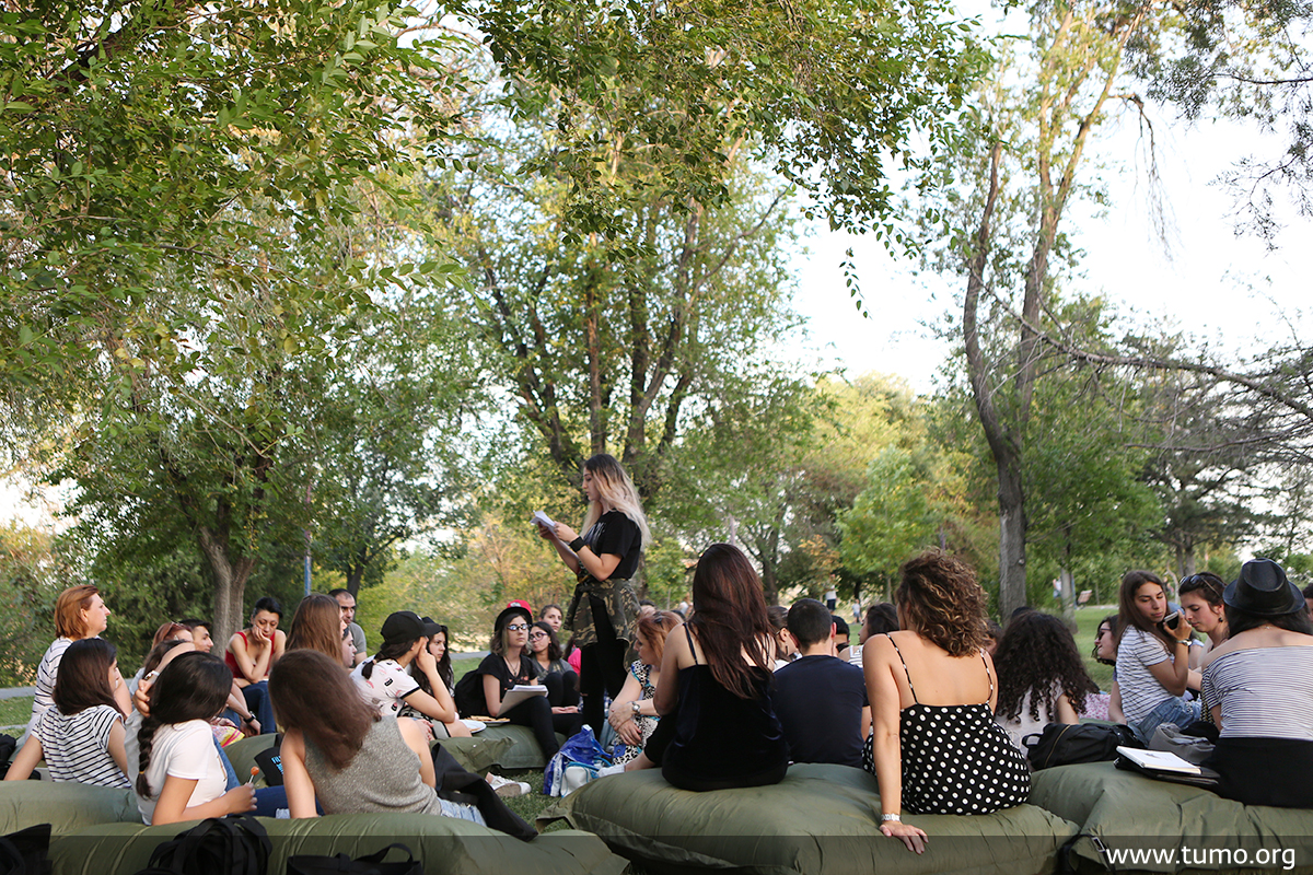 A scene from the creative writing workshop (Photo: TUMO)