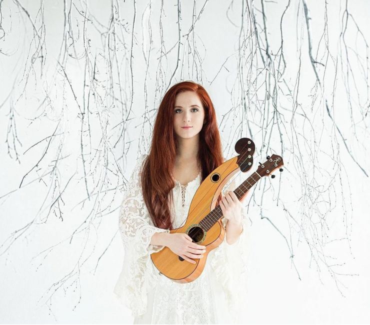 'Bells & White Branches': ‘Tis the season for Gracie Terzian's ukulele
